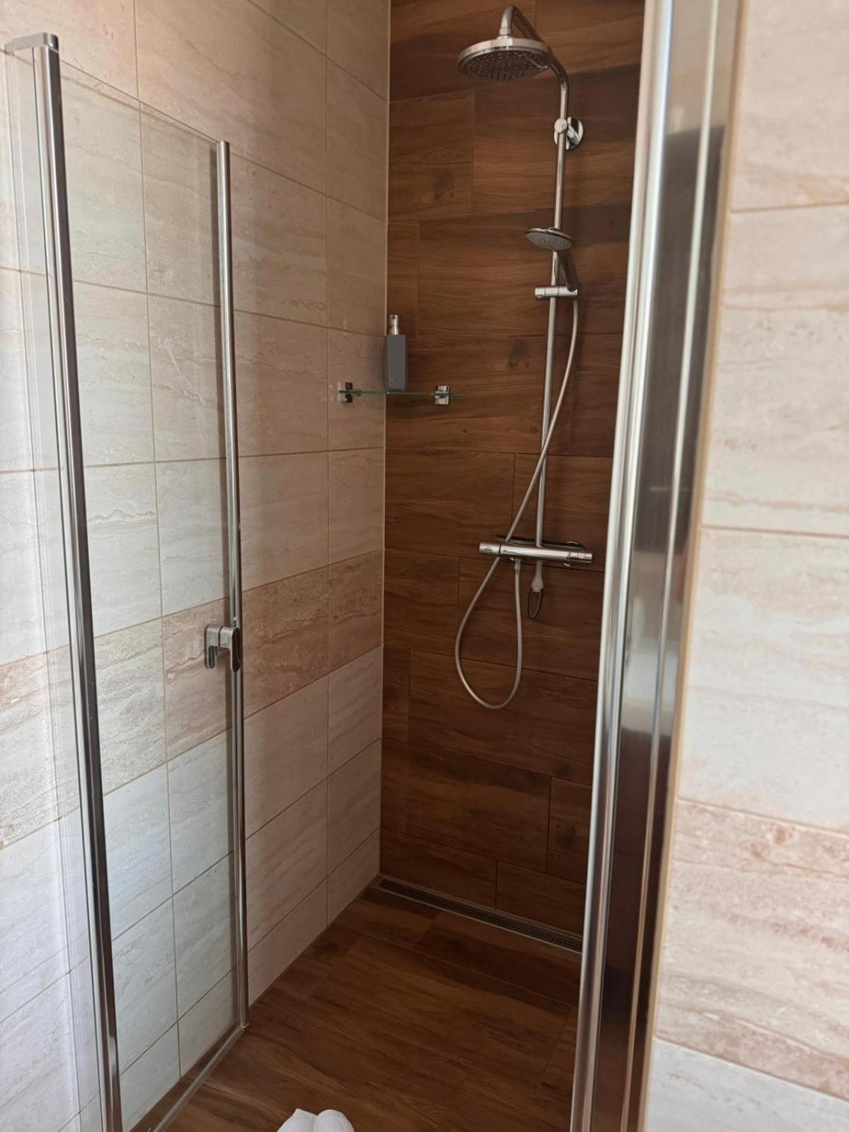 רוז'ומברוק Apartman Ruza מראה חיצוני תמונה