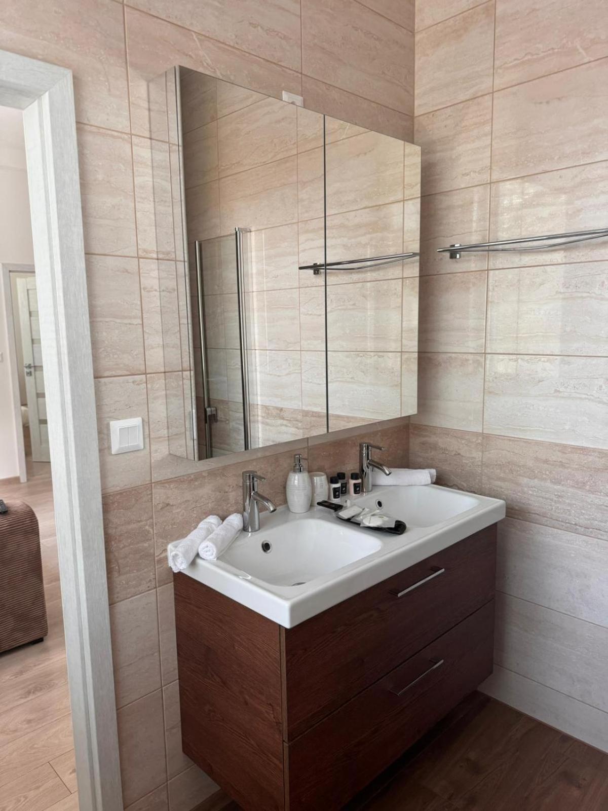 רוז'ומברוק Apartman Ruza מראה חיצוני תמונה